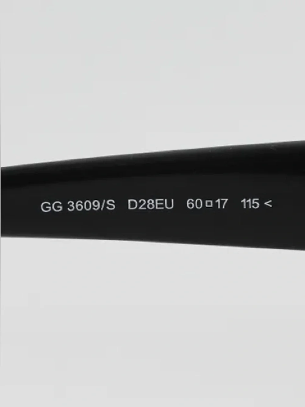GUCCI Black Frame Gradient Tint Horsebit Oversized Sunglasses